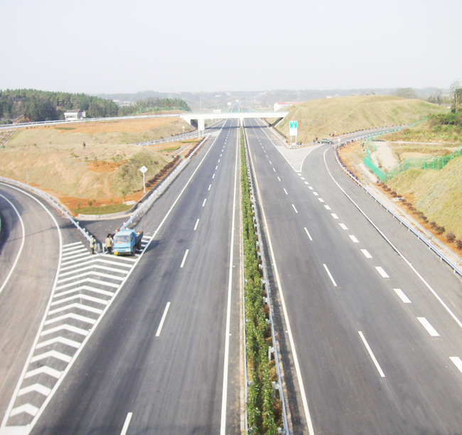 2004年-湖南省常德至張家界高速公路項(xiàng)目30...